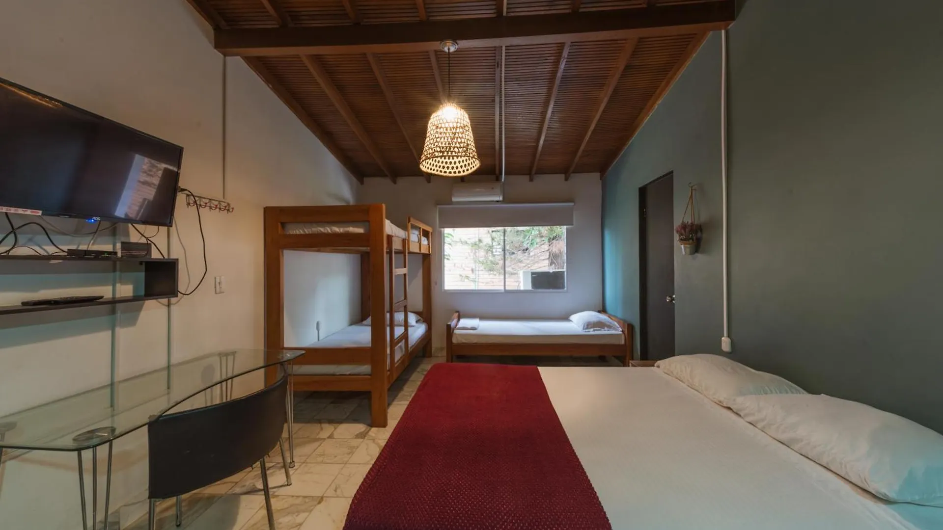 Living Hotel Medellin 0*,  Colombia
