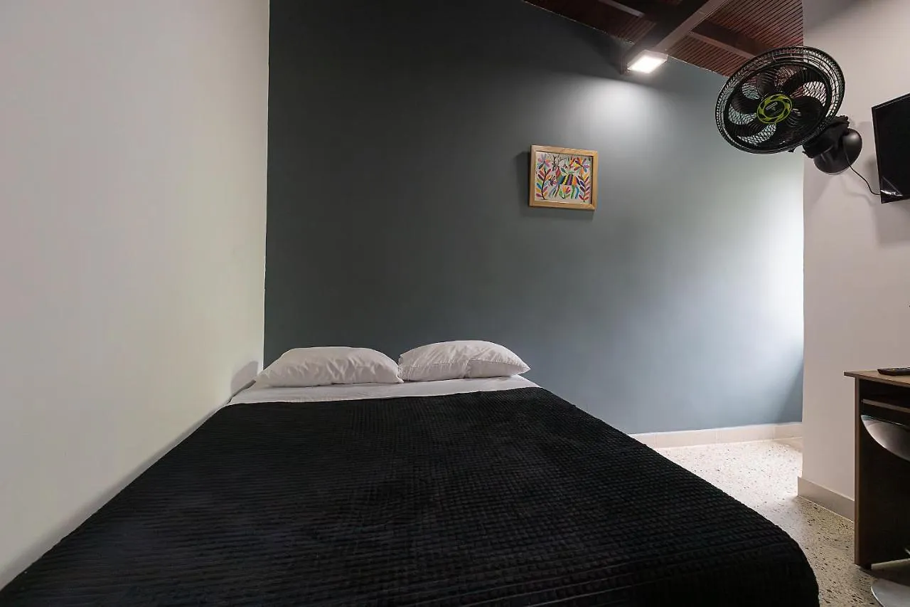 Living Hotel Medellin 0*,  Colombia