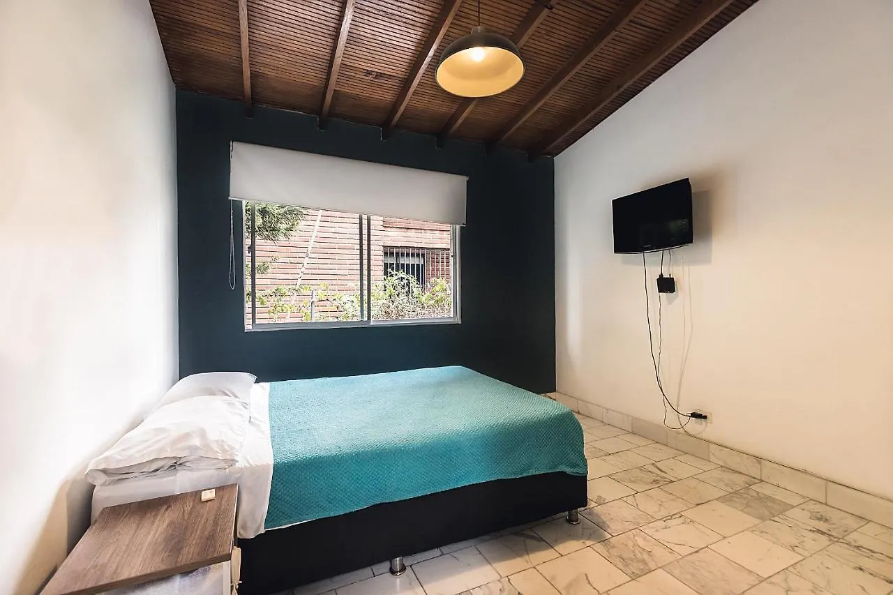 Hostel Living Hotel Medellín